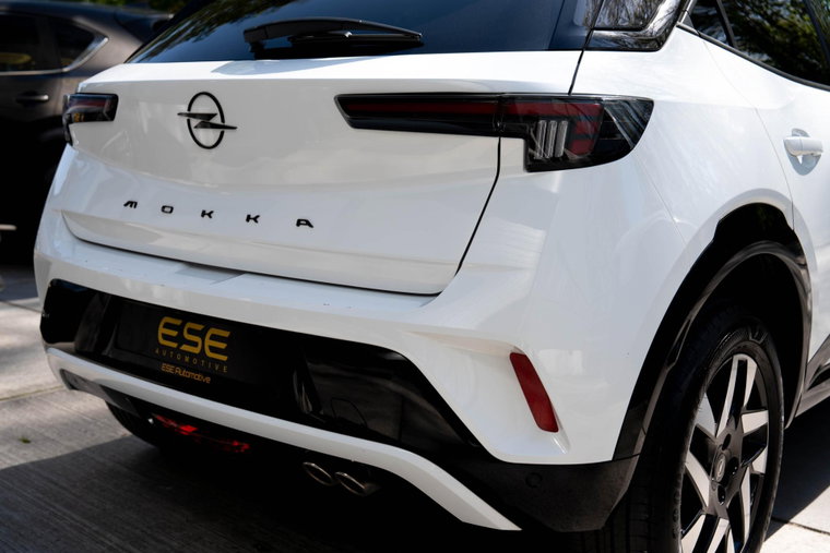 Vehicle Image 22
