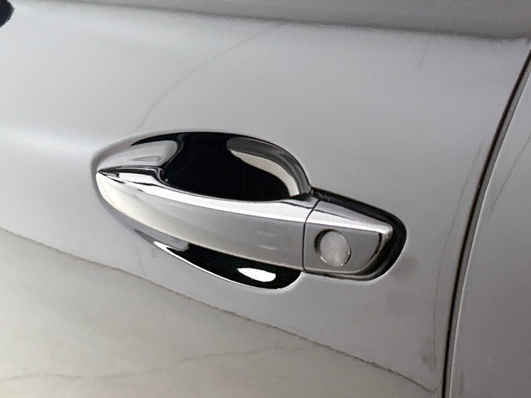 Vehicle Image 38