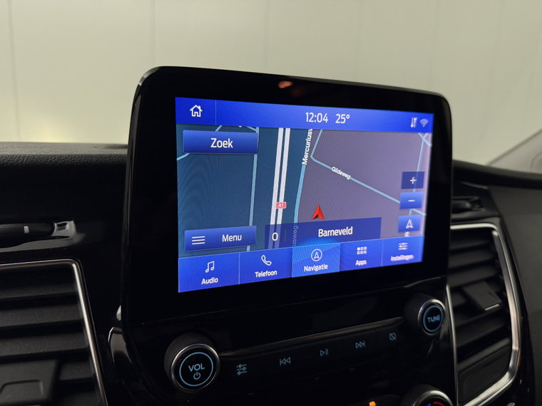 Vehicle Image 18