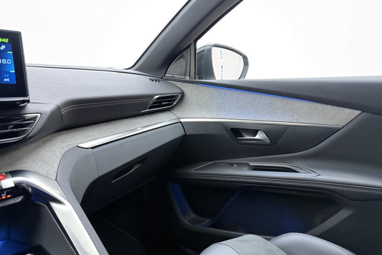 Vehicle Image 36
