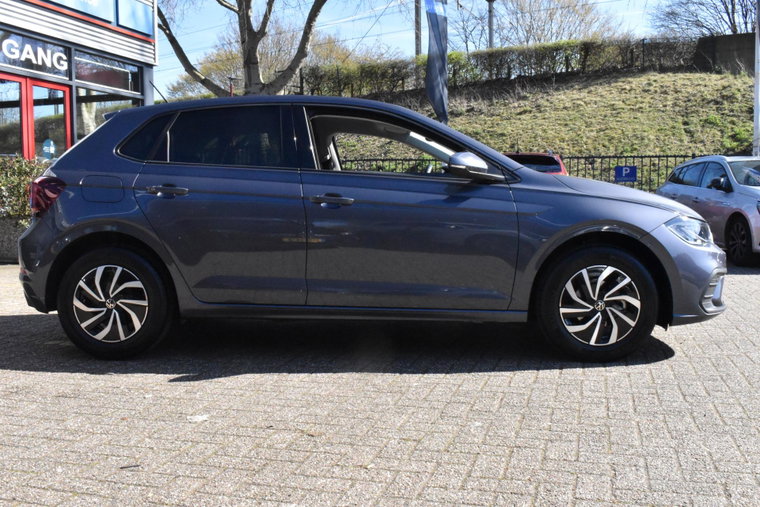 Vehicle Image 20