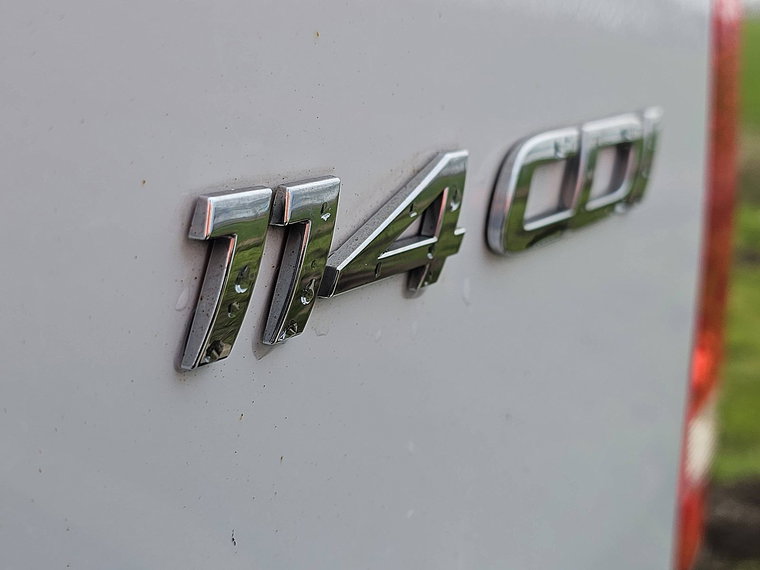 Vehicle Image 18