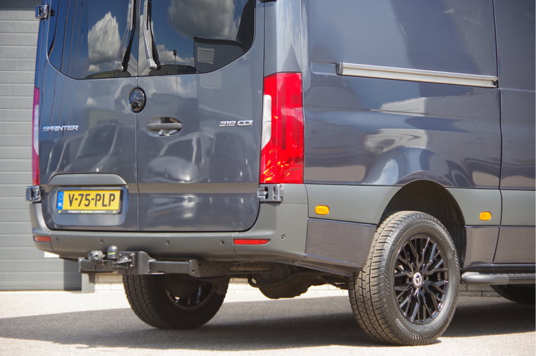 Vehicle Image 31