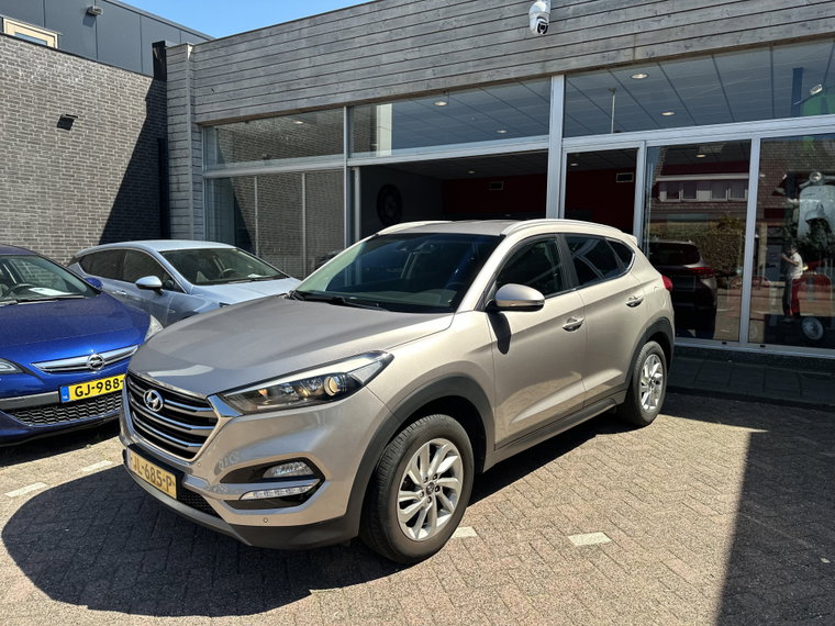 Vehicle Image 35