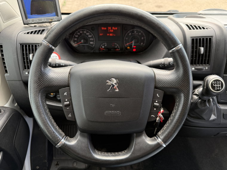 Vehicle Image 24