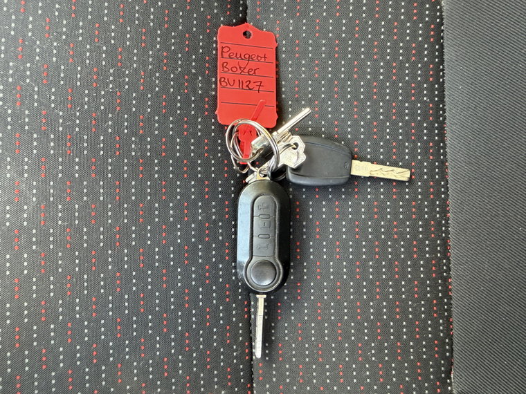 Vehicle Image 31