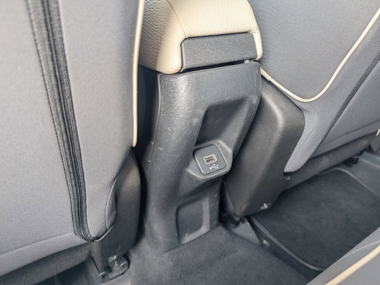 Vehicle Image 22