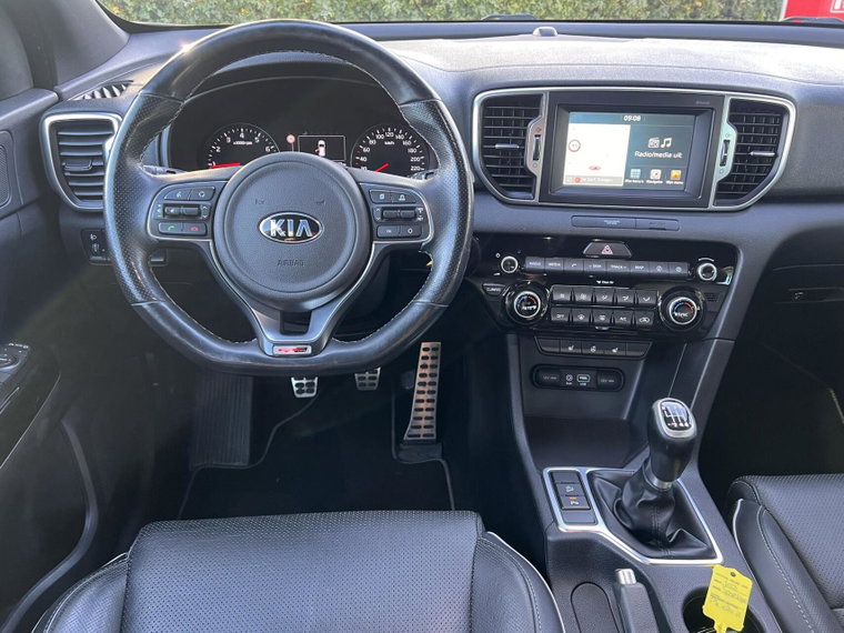 Vehicle Image 23