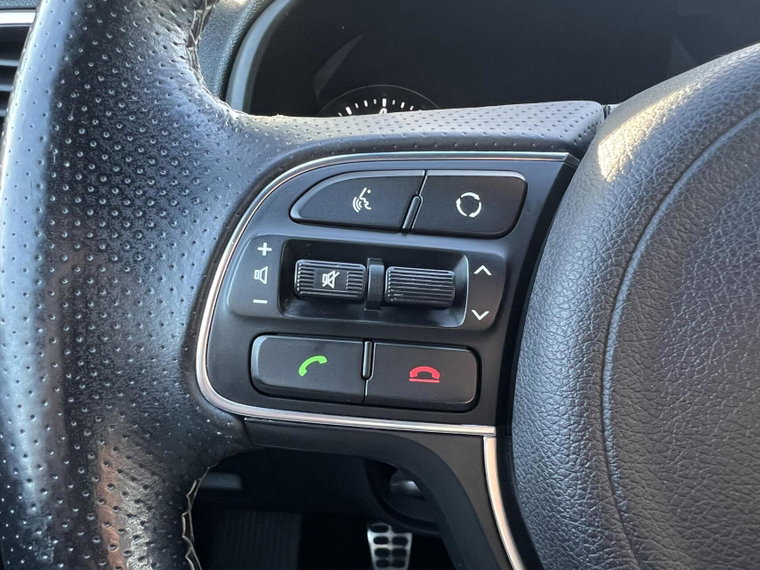 Vehicle Image 39