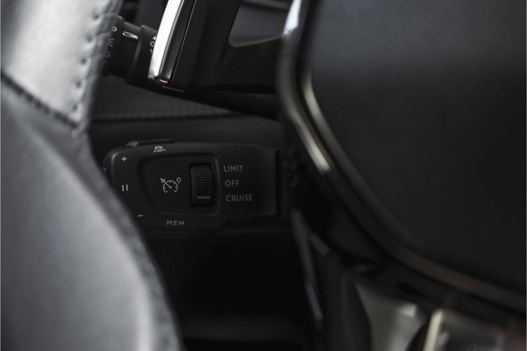 Vehicle Image 42