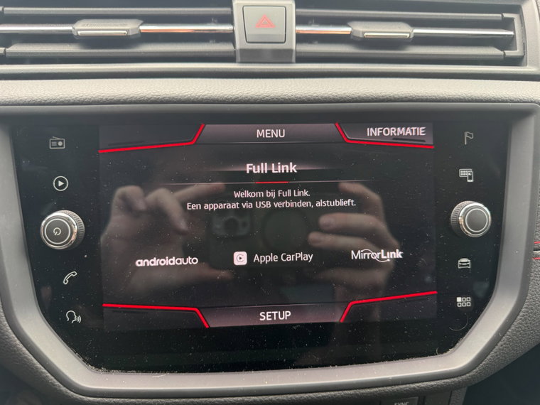 Vehicle Image 32