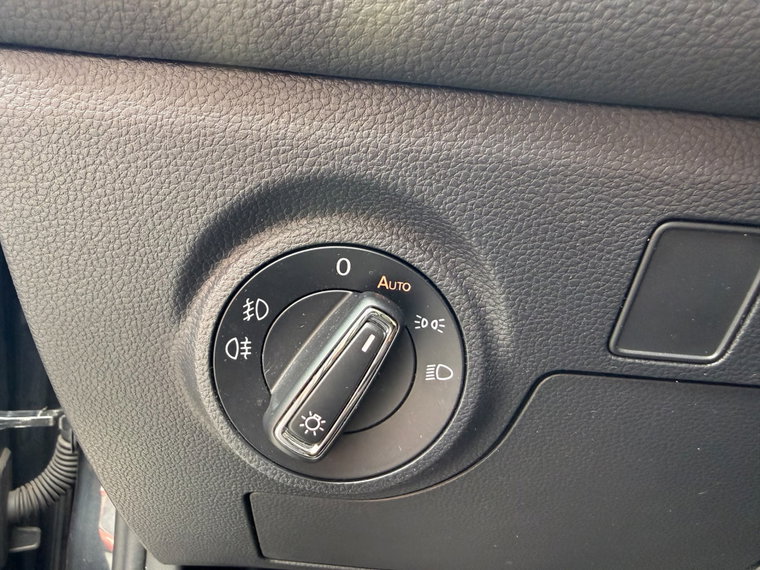 Vehicle Image 40
