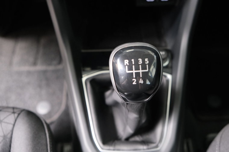 Vehicle Image 22