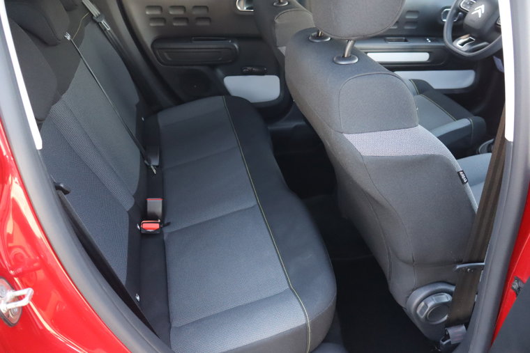 Vehicle Image 14
