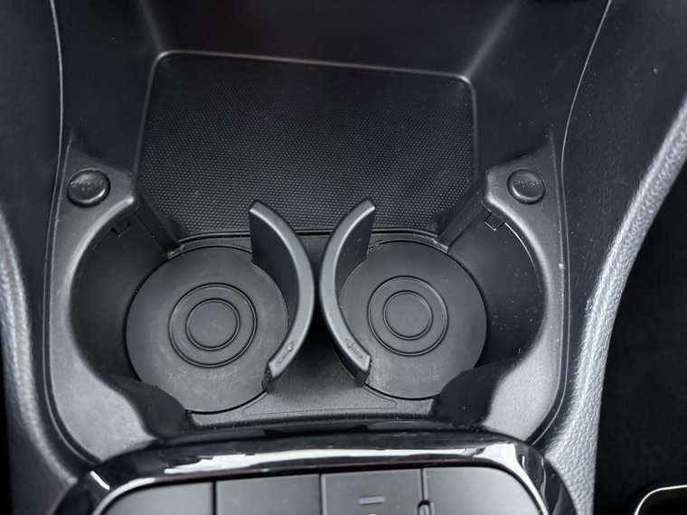 Vehicle Image 33