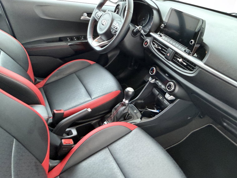 Vehicle Image 40
