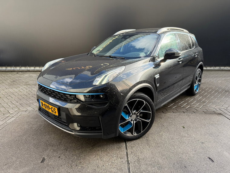 Vehicle Image 4