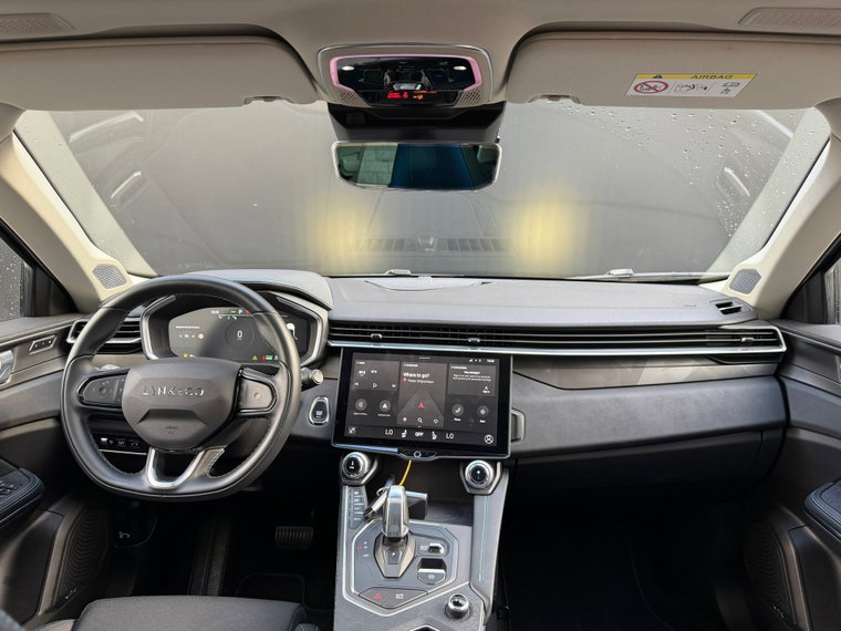 Vehicle Image 33