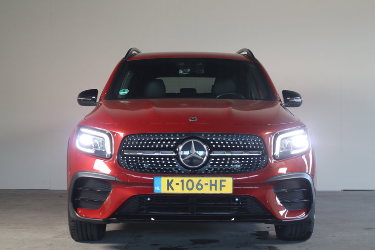 Vehicle Image 40