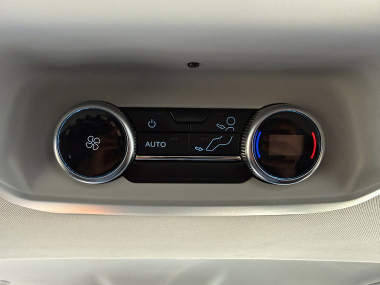 Vehicle Image 39
