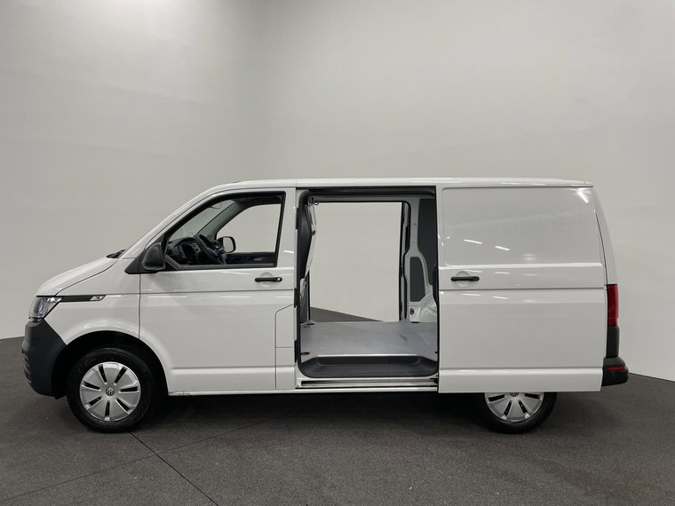 Vehicle Image 28