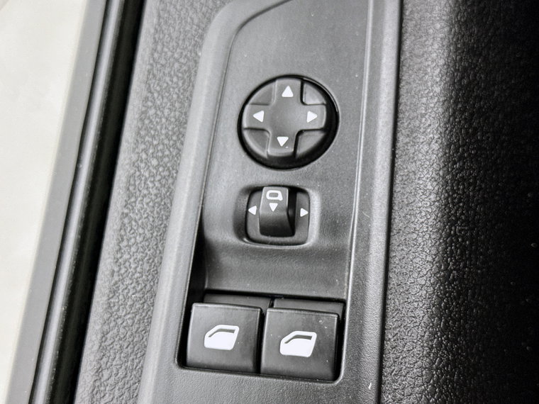 Vehicle Image 37