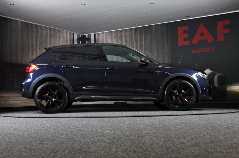Vehicle Image 31