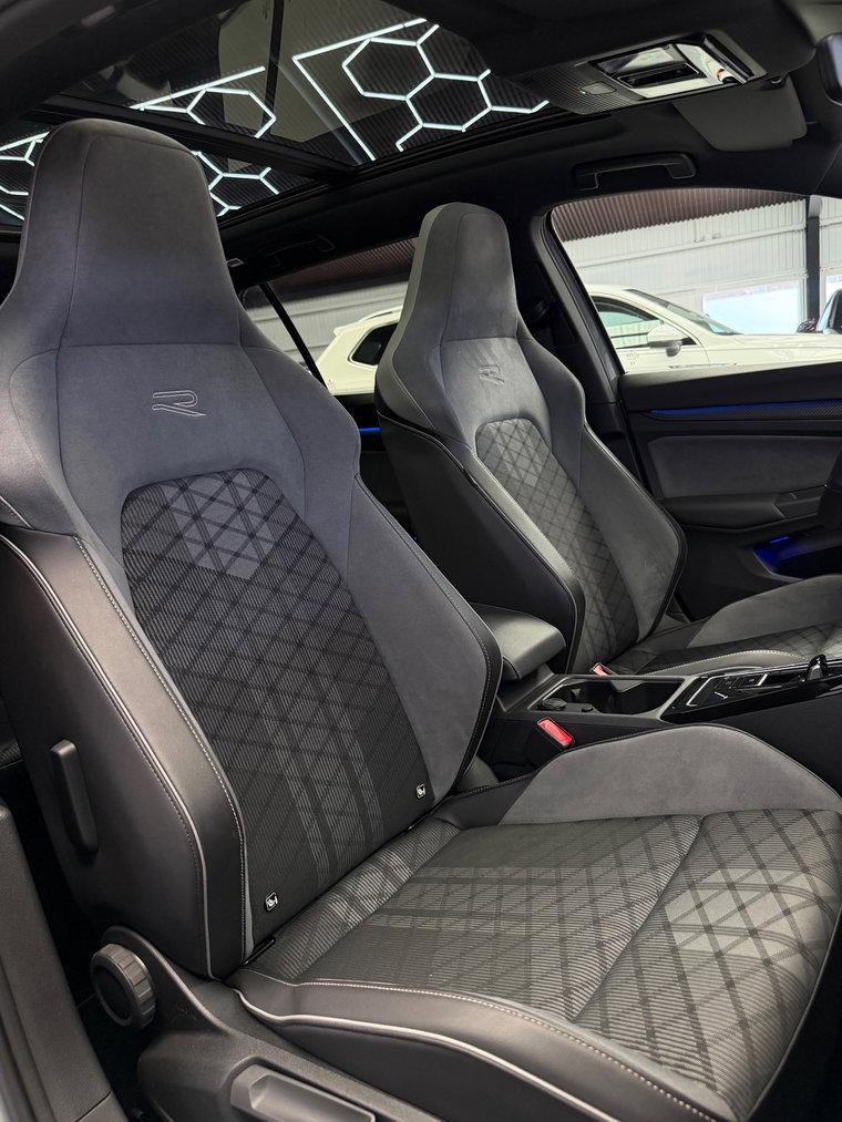 Vehicle Image 37