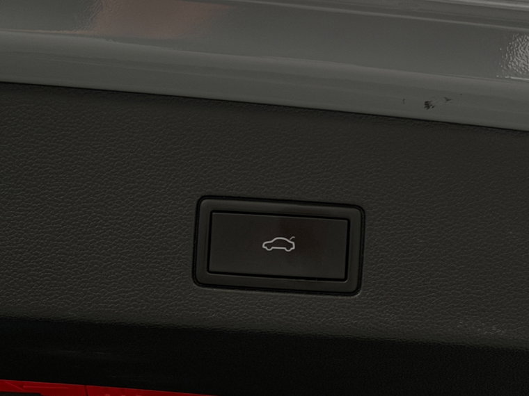 Vehicle Image 40