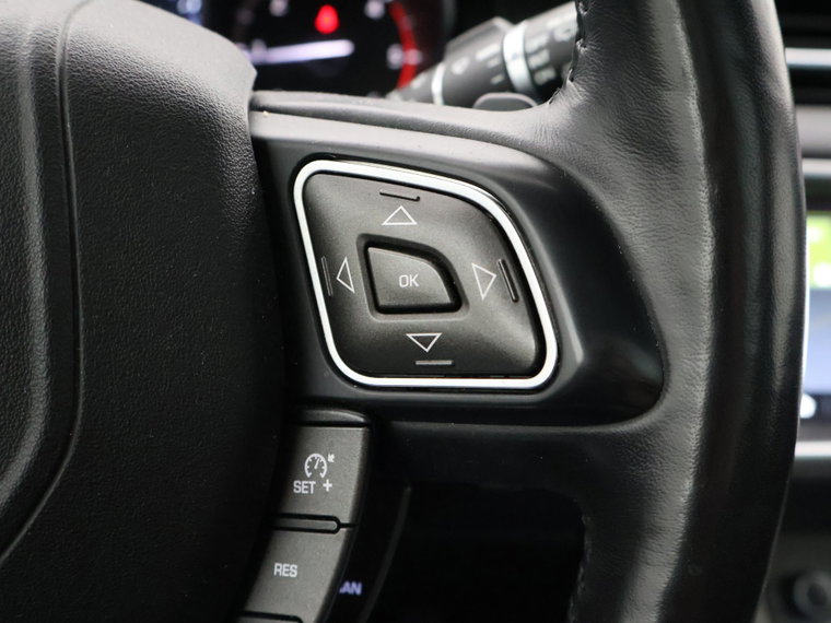 Vehicle Image 42