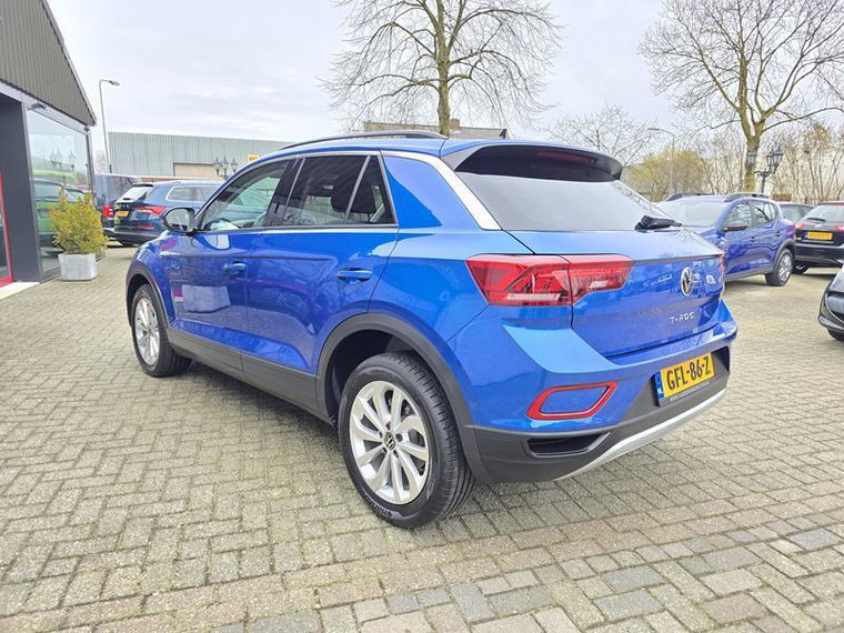 Vehicle Image 39