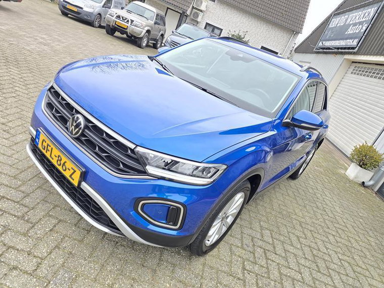 Vehicle Image 41