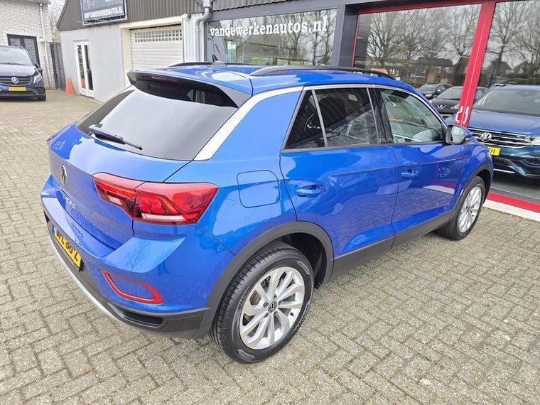 Vehicle Image 47