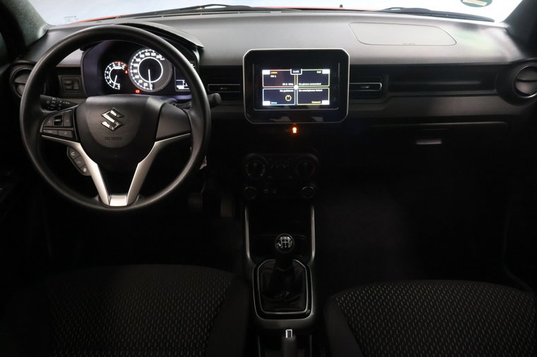 Vehicle Image 9