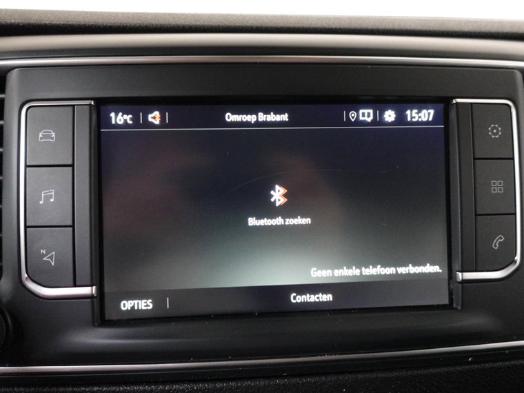 Vehicle Image 38