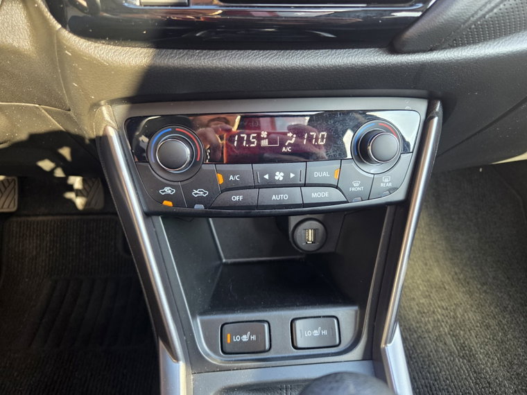 Vehicle Image 26