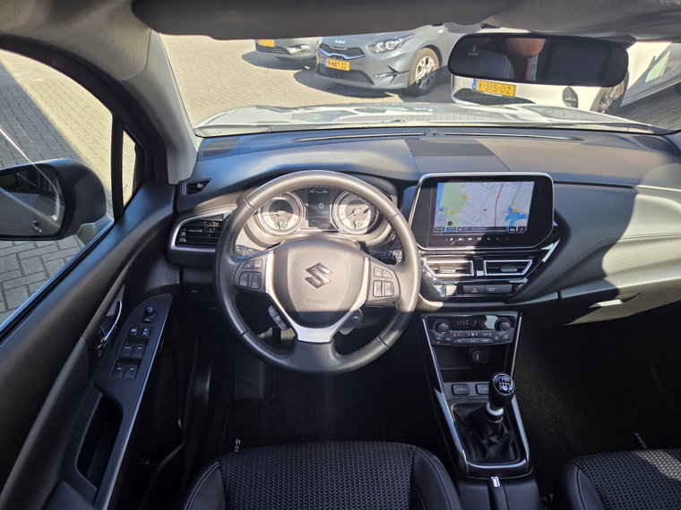 Vehicle Image 11