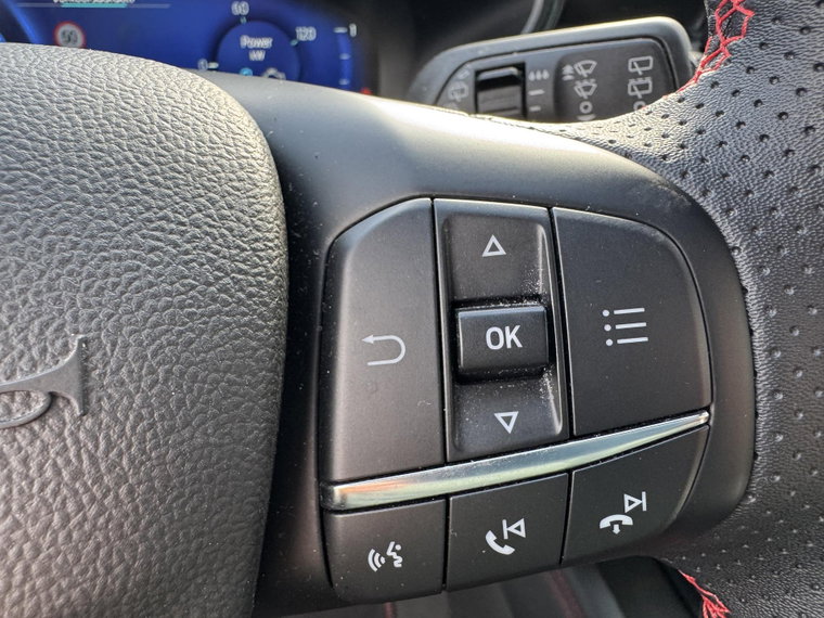 Vehicle Image 28