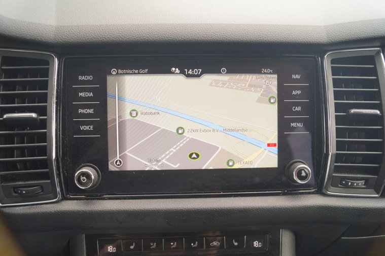 Vehicle Image 19