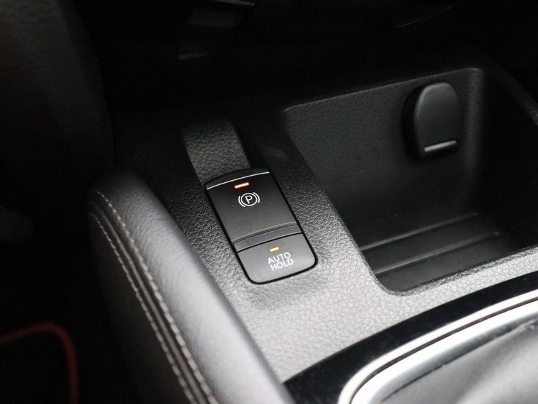 Vehicle Image 28