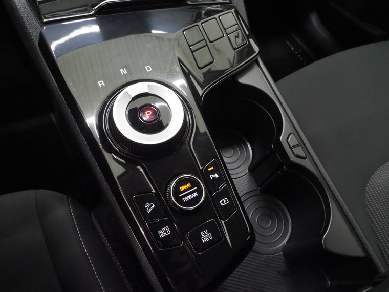 Vehicle Image 32