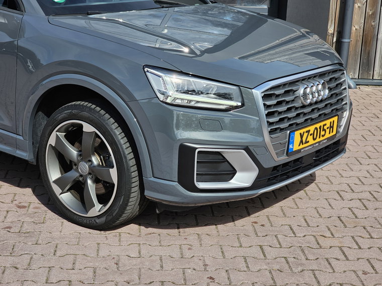 Vehicle Image 15