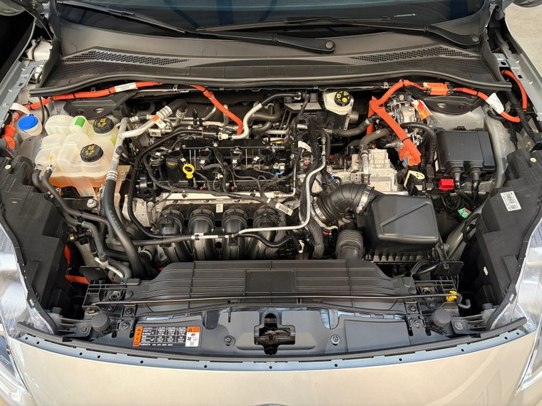 Vehicle Image 12