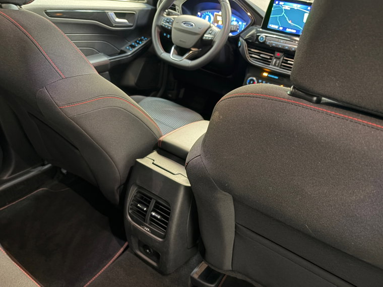 Vehicle Image 26