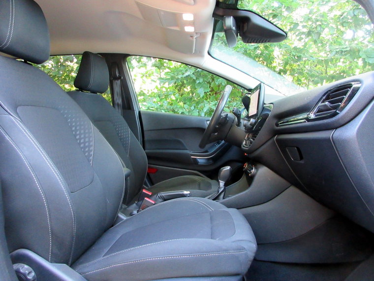 Vehicle Image 13