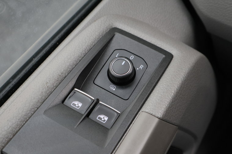 Vehicle Image 27