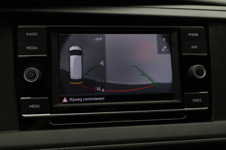 Vehicle Image 35