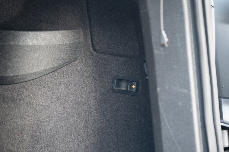 Vehicle Image 28