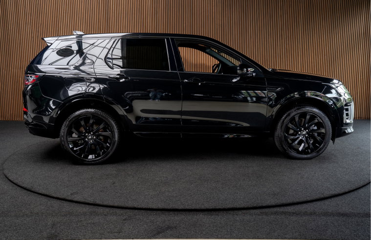 Vehicle Image 7