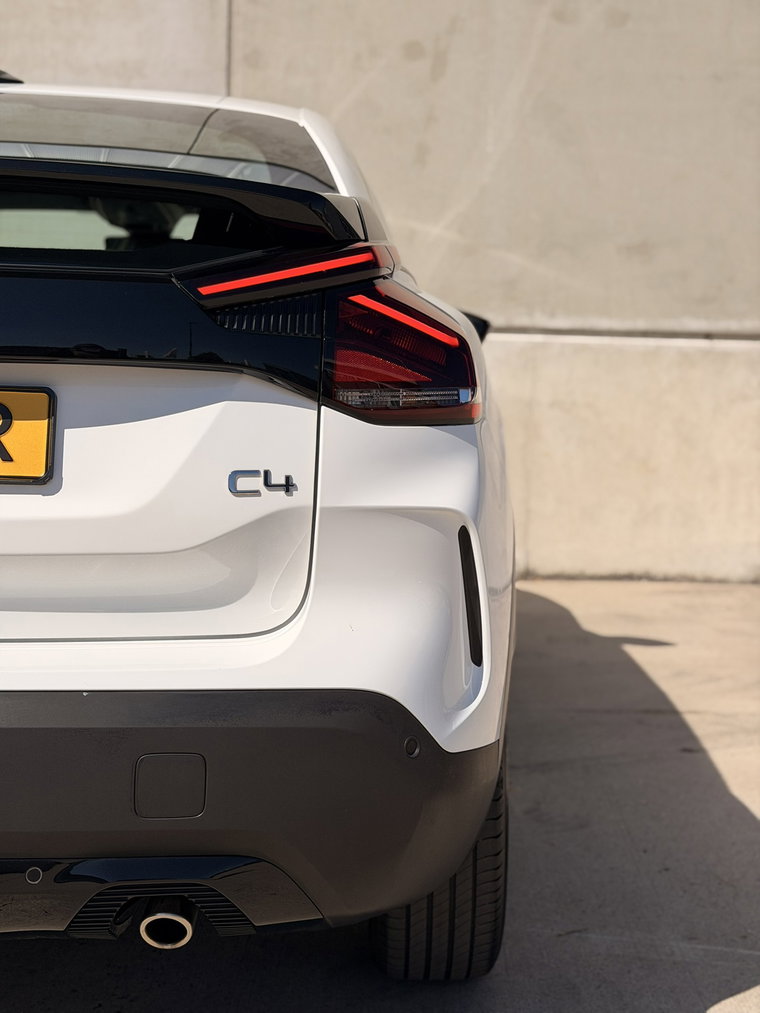 Vehicle Image 36